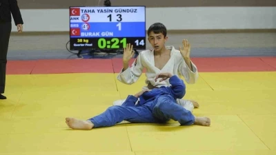 Karaman&rsquo;da Okul Sporları Yıldızlar Judo T&uuml;rkiye Birinciliği heyecanı başladı
