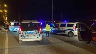 Karaman&rsquo;da polisten ka&ccedil;an alkoll&uuml; s&uuml;r&uuml;c&uuml; kovalamaca sonucu yakalandı
