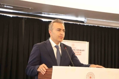 Karaman&rsquo;da "Sosyal Sorunlar" &ccedil;alıştayı d&uuml;zenlendi
