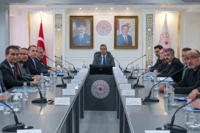 Karaman&rsquo;da &uuml;niversite g&uuml;venlik koordinasyonu toplantısı ger&ccedil;ekleştirildi
