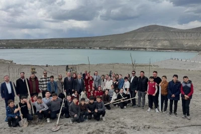 Karapınar&rsquo;da fidanlar geleceğe nefes olacak
