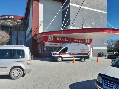 Karapınar&rsquo;da motosikletin &ccedil;arptığı yaya yaralandı
