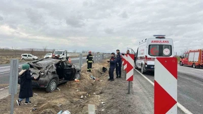 Karapınar&rsquo;da otomobil takla attı: 4 yaralı
