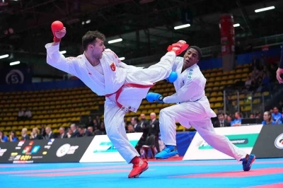 Karate şampiyonasında Avrupa ikinci oldu
