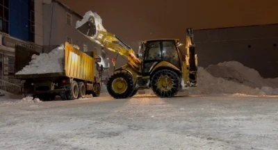 Karayazı&rsquo;da karla m&uuml;cadele: 81 k&ouml;y yolu ulaşıma a&ccedil;ıldı
