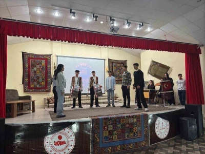 Karayazı&rsquo;da "2. Geleneksel Ramazan Şenliği" coşkuyla ger&ccedil;ekleştirildi
