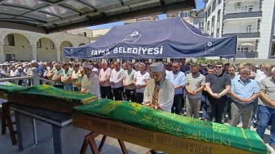 Kardeş katliamında hayatını kaybeden aile son yolculuğuna uğurlandı
