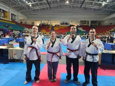 Karesi Taekwando Kul&uuml;b&uuml;&rsquo;nden b&uuml;y&uuml;k başarı
