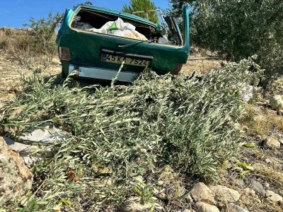 Karı-koca kazada hayatını kaybetti
