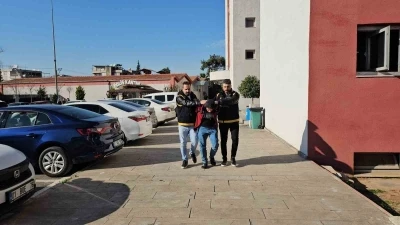 Karısını g&ouml;ğs&uuml;nden bı&ccedil;aklayarak &ouml;ld&uuml;ren zanlı: "Keşke b&ouml;yle olmasaydı"
