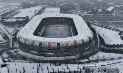 Karla kaplanan Başakşehir havadan g&ouml;r&uuml;nt&uuml;lendi
