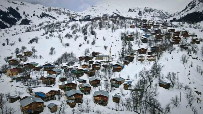 Karlar altındaki doğal yaşam Maden k&ouml;y&uuml;nde sanatla buluştu

