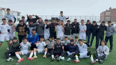Kars 36 Spor U16 takımı şampiyon oldu, T&uuml;rkiye Finalleri&rsquo;ne katılacak
