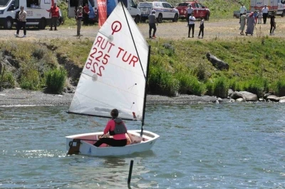 Kars’ın mavi incisi Çıldır Gölü’nde yelkenler fora
