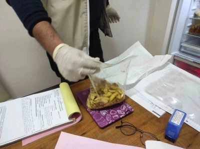 Kars&rsquo;ta gıda kontrolleri s&uuml;r&uuml;yor
