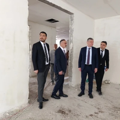 Kars&rsquo;ta k&uuml;t&uuml;phane yatırımları yerinde incelendi

