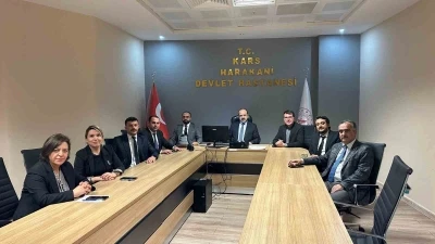 Kars&rsquo;ta sağlık hizmetleri değerlendirildi: 2026 hedefleri masaya yatırıldı
