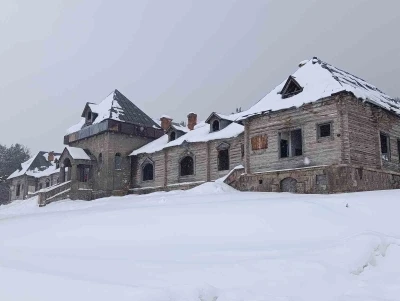 Kars&rsquo;ta tarihin sessiz &ccedil;ığlığı: Sarıkamış&rsquo;taki asırlık Rus k&ouml;şk&uuml; yok oluyor
