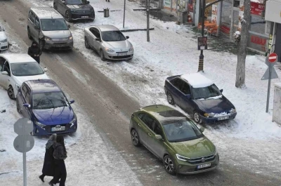 Kars&rsquo;ta trafiğe kayıtlı ara&ccedil; sayısı 54 bin 850&rsquo;ye ulaştı
