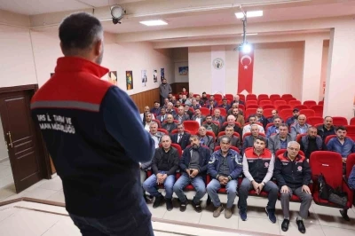 Kars&rsquo;ta &uuml;reticilere kırsal kalkınma ve tasarruflu sulama desteği anlatıldı
