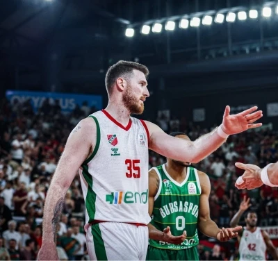 Karşıyaka Basketbol&rsquo;da iki ayrılık
