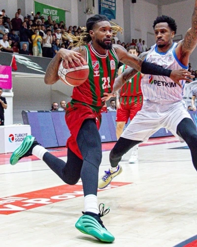 Karşıyaka Basketbol’un konuğu Merkezefendi
