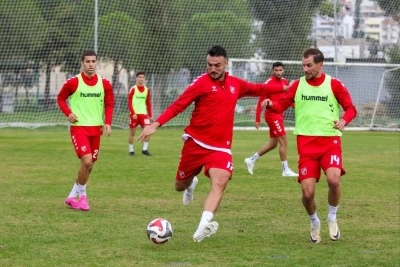 Karşıyaka’da Ömer Faruk, bahis cezasına itiraz etmeye hazırlanıyor
