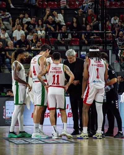 Karşıyaka’nın Basketbol Süper Ligi’ndeki rakibi Trabzonspor
