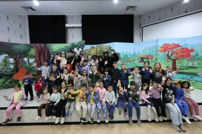 Kartepe&rsquo;de tiyatro r&uuml;zgarı
