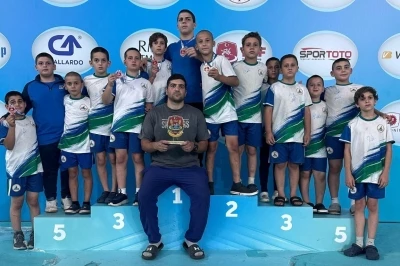 Kartepe&rsquo;nin g&uuml;reş&ccedil;ileri Ankara&rsquo;dan madalyalarla d&ouml;nd&uuml;
