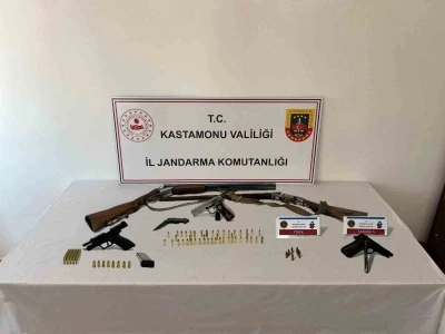 Kastamonu’da 3 adet ruhsatsız tabanca ele geçirildi
