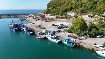 Kastamonu’da bin 190 balıkçı, &quot;Vira Bismillah&quot; dedi
