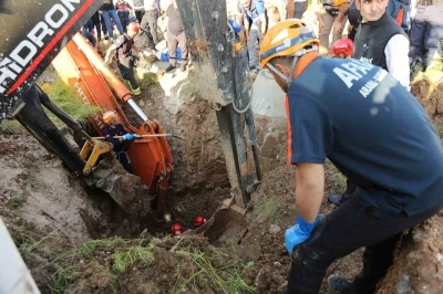 Kastamonu&rsquo;da bir iş&ccedil;i toprak altında kaldı: Kurtarma &ccedil;alışmaları s&uuml;r&uuml;yor
