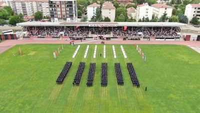 Kastamonu&rsquo;da eğitimlerini tamamlayan 479 polis adayı t&ouml;renle mezun oldu
