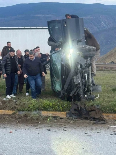 Kastamonu&rsquo;da iki cip ile otomobil &ccedil;arpıştı: 1 yaralı
