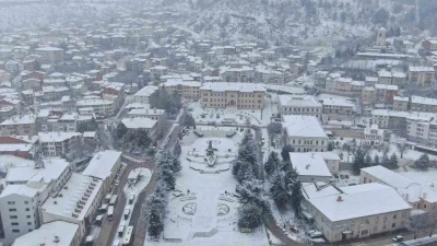 Kastamonu&rsquo;da kar yağışı etkili oluyor
