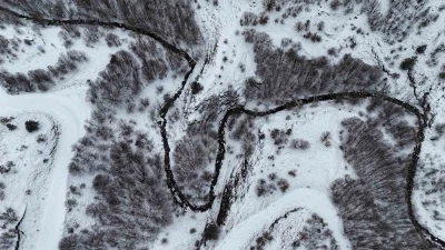 Kastamonu&rsquo;da karla kaplanan dağlarda hayran bırakan manzaralar
