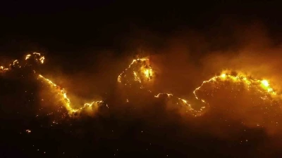 Kastamonu’da orman yangınları geceyi aydınlattı: Havadan görüntülendi
