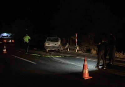 Kastamonu&rsquo;da otomobil trakt&ouml;rle &ccedil;arpıştı: 1 &ouml;l&uuml;, 1 yaralı
