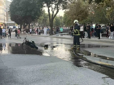 Kastamonu’da seyir halindeki motosiklet alev alev yandı
