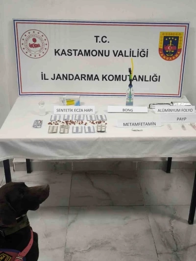 Kastamonu&rsquo;da uyuşturucu operasyonu: 4 g&ouml;zaltı
