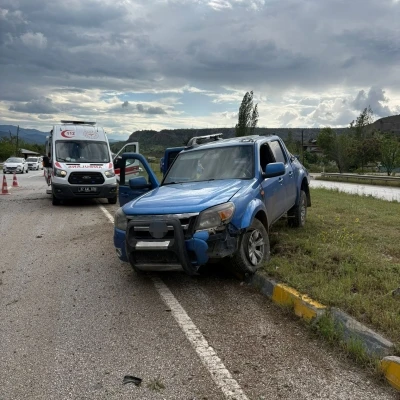 Kastamonu&rsquo;da yoldan &ccedil;ıkan kamyonet takla attı: 4 yaralı
