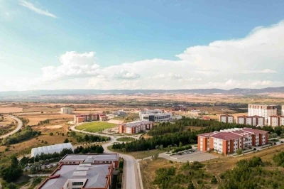 Kastamonu &Uuml;niversitesi Bilimsel &Uuml;retimini Koordinat&ouml;rl&uuml;k yapılarıyla geleceğe taşıyor

