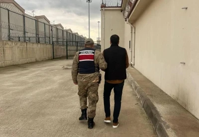 Kastan yaralana su&ccedil;undan aranan şahıs yakalandı
