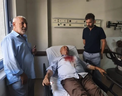 Kavgayı ayırmak isteyen imam darbedildi
