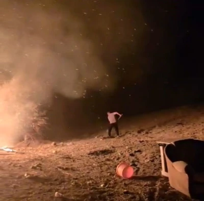 Kavun satış tezgahı alevlere teslim oldu
