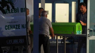 Kayıp ihbarından vahşet &ccedil;ıktı: Babasını par&ccedil;alayıp tuvalete g&ouml;mm&uuml;ş
