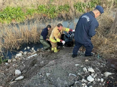 Kayıp olarak aranan yaşlı adam dere yatağında &ouml;l&uuml; bulundu
