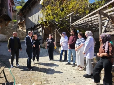 Kaymakam Arıkan&rsquo;dan Ap&ccedil;ağa k&ouml;y&uuml;nde restorasyon &ccedil;alışmaları incelemesi
