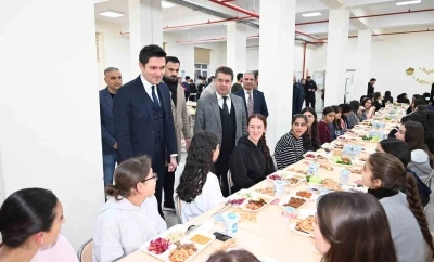 Kaymakam &Ccedil;akır, fen lisesi &ouml;ğrencileriyle iftarda buluştu

